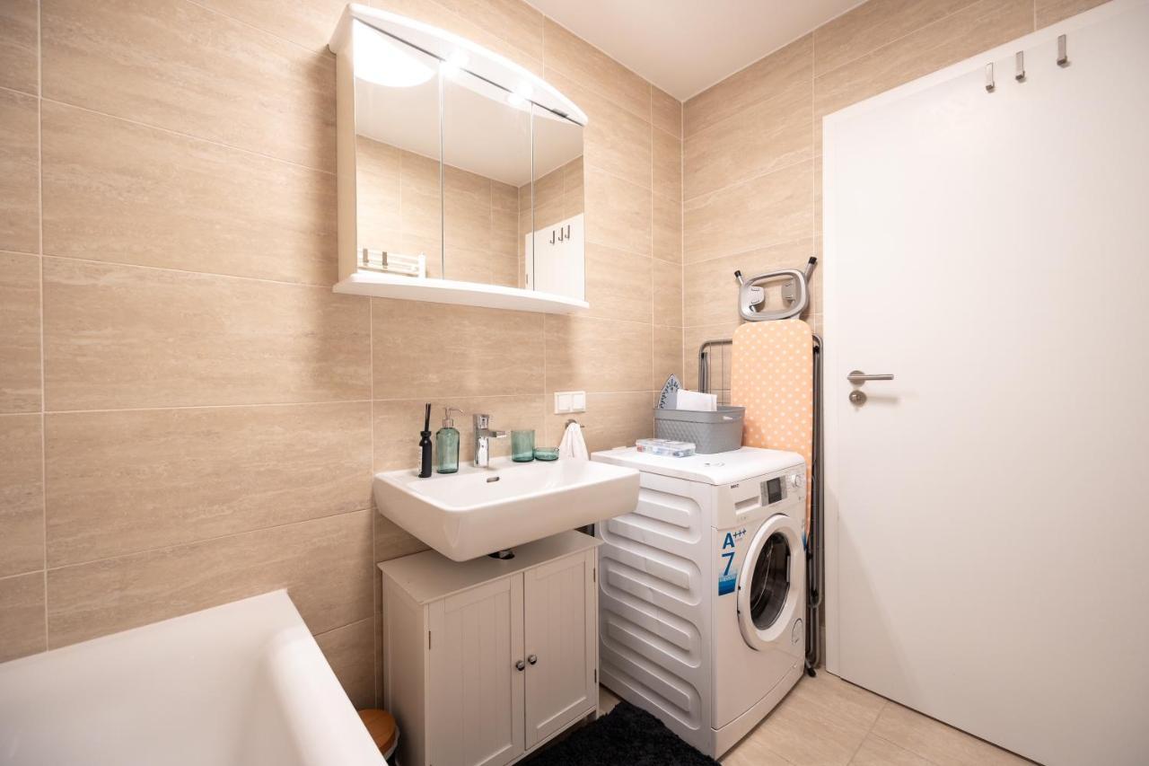 Rooftop Cozy Apartment Near Innerstadt With Ac Wien Ngoại thất bức ảnh