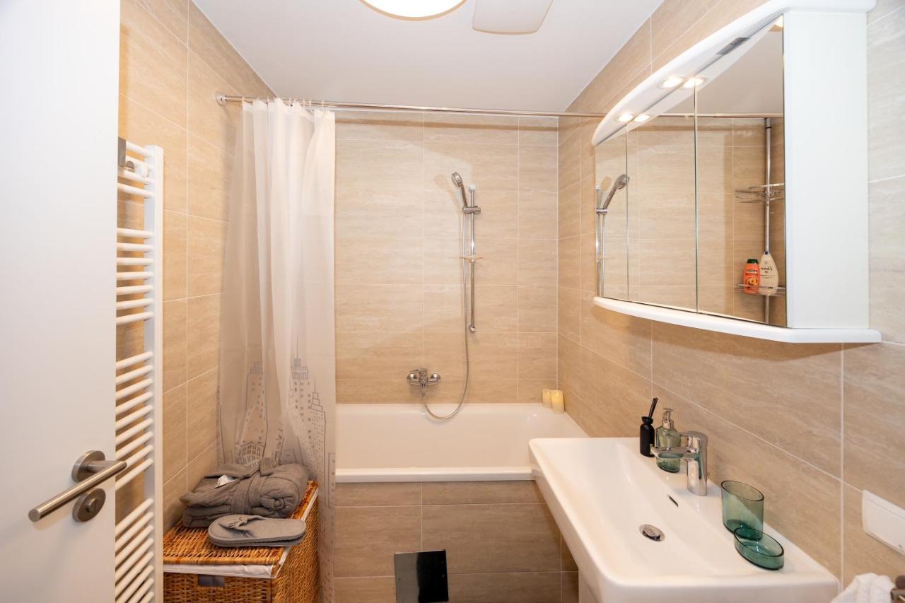 Rooftop Cozy Apartment Near Innerstadt With Ac Wien Ngoại thất bức ảnh